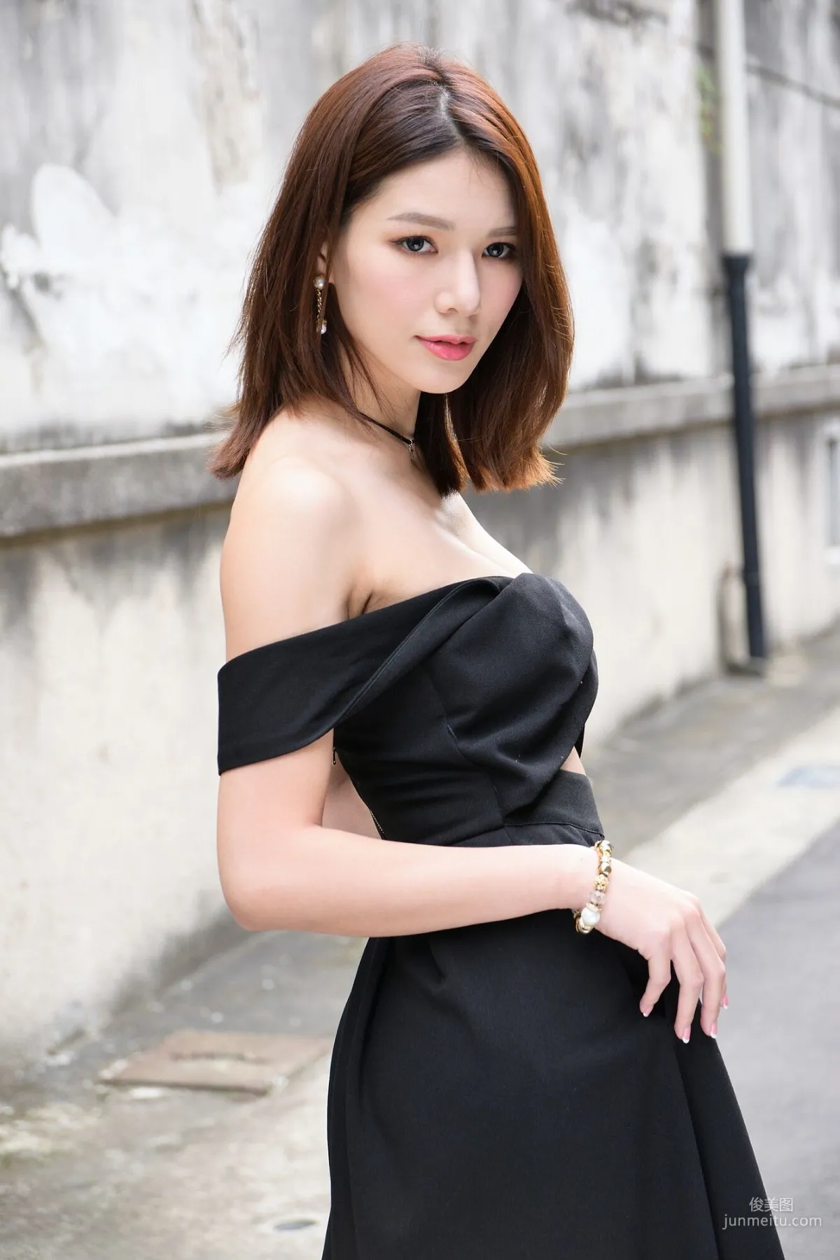 [Taiwan Beauties] Kate - Outdoor Shoot Elegant Long Skirt Photo Set photo 27