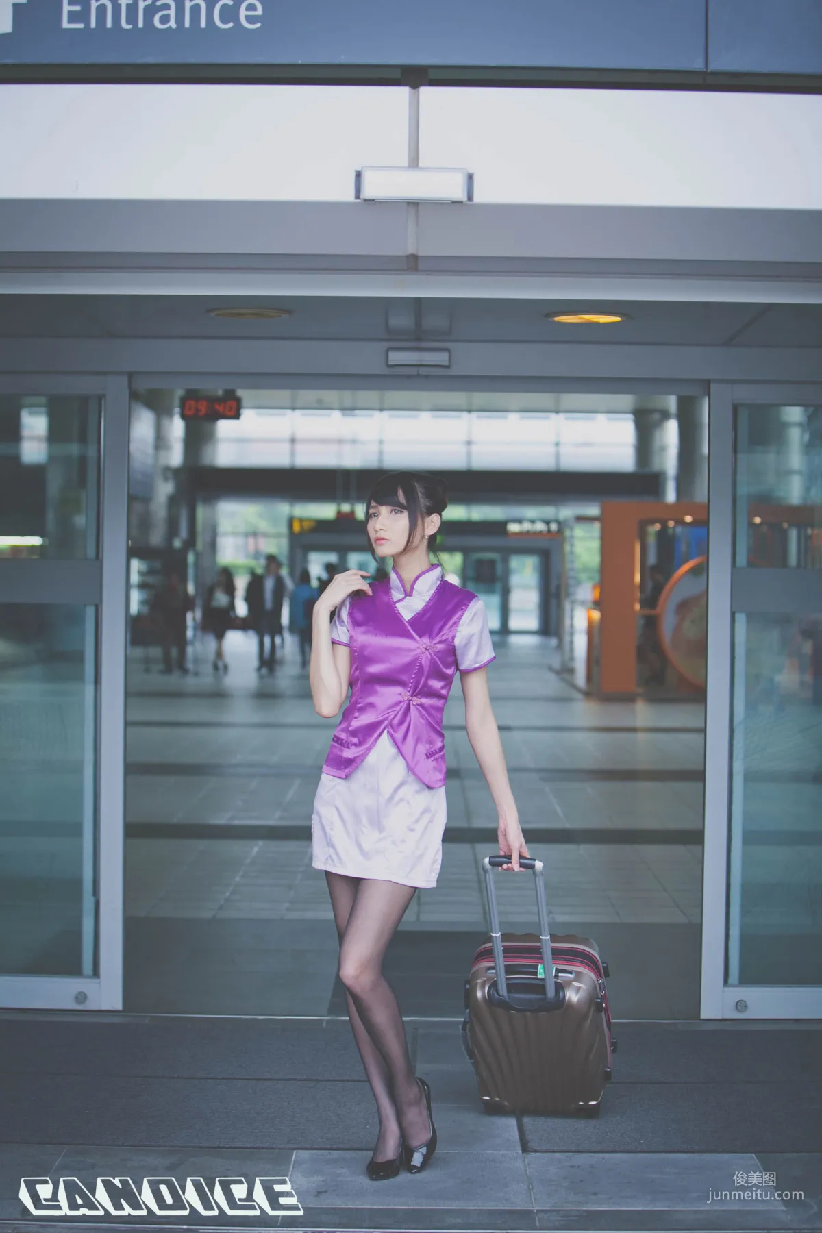 [台灣正妹] 蔡譯心Candice《空姐黑絲街拍》 寫真集 13