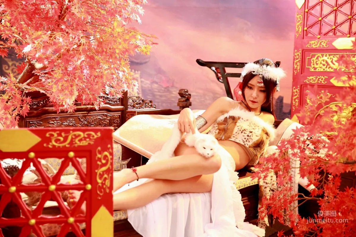 [Taiwan Beauties] Winnie Xiaoxue Barbarian Princess and OL Style Outfit Photo Set photo 16