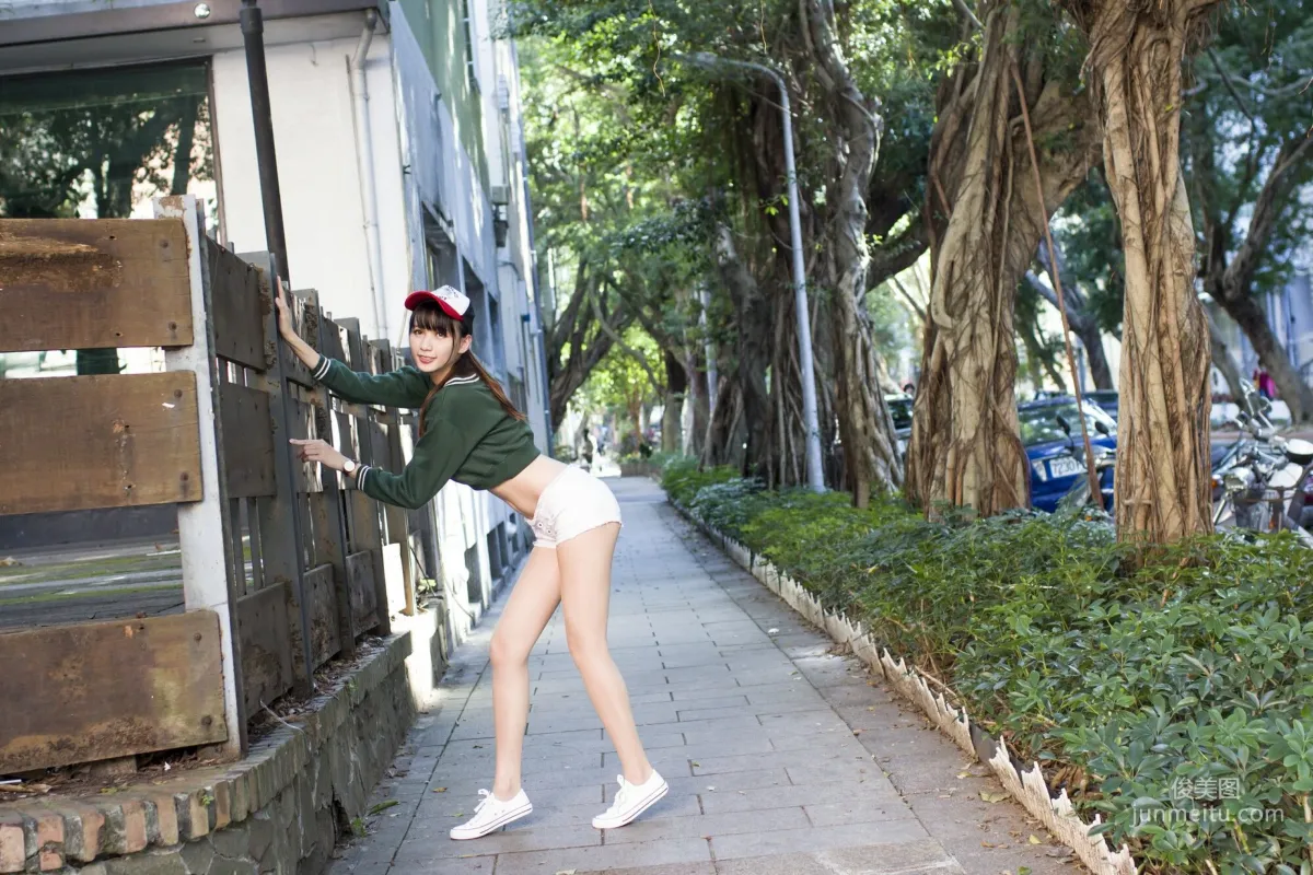 [Taiwan Beauties] Cai Yixin, Chiang Kai-shek Memorial Hall + Fujin Street Fashion Outdoor Shoot Photo Set photo 26