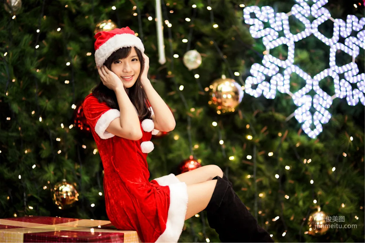 [Taiwan Beauties] Yu Chengjing (Xiao Jing) Xinyi Shopping District Christmas Night Shoot Photo Set photo 13