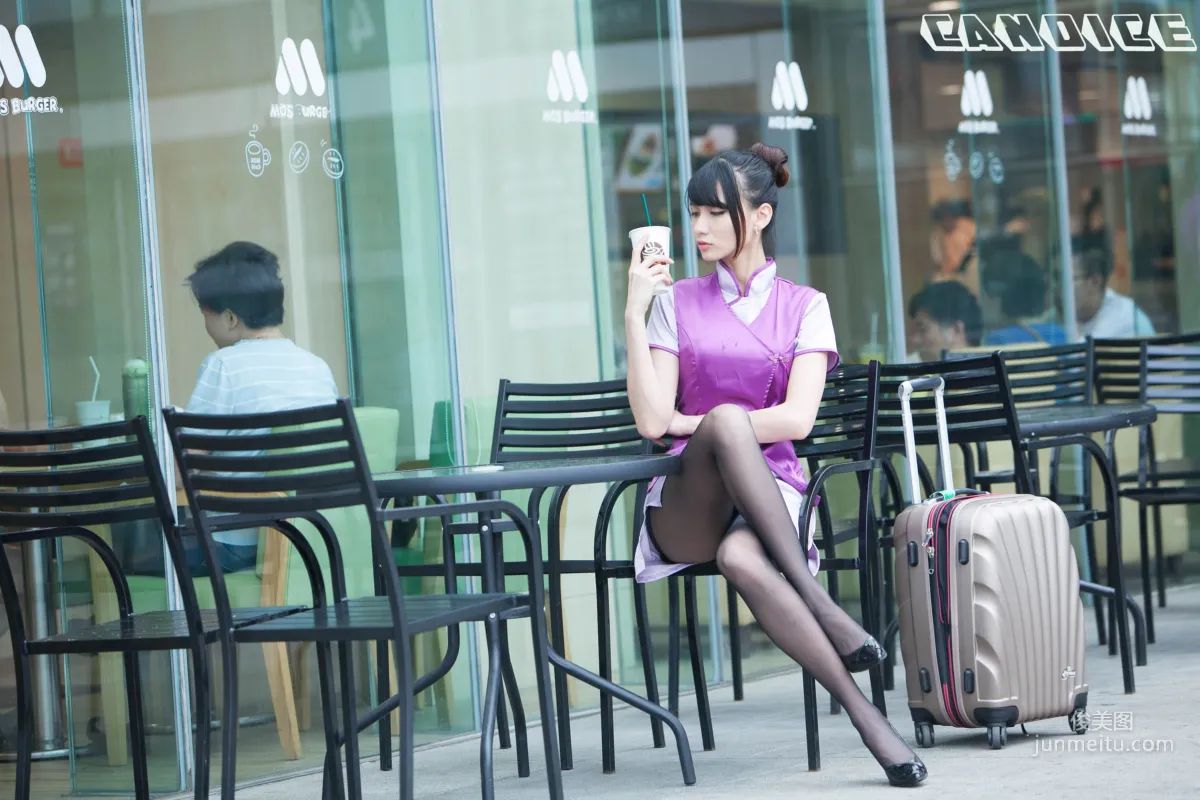[台灣正妹] 蔡譯心Candice《空姐黑絲街拍》 寫真集 9