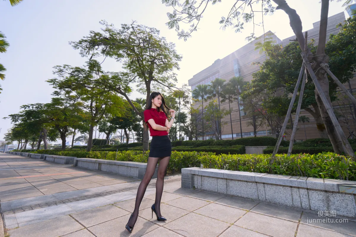 [Taiwan Beauties] Baoer Candy Dream Mall Black Stockings Street Snap Photo Set photo 42