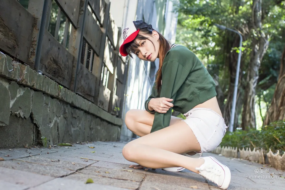 [Taiwan Beauties] Cai Yixin, Chiang Kai-shek Memorial Hall + Fujin Street Fashion Outdoor Shoot Photo Set photo 27
