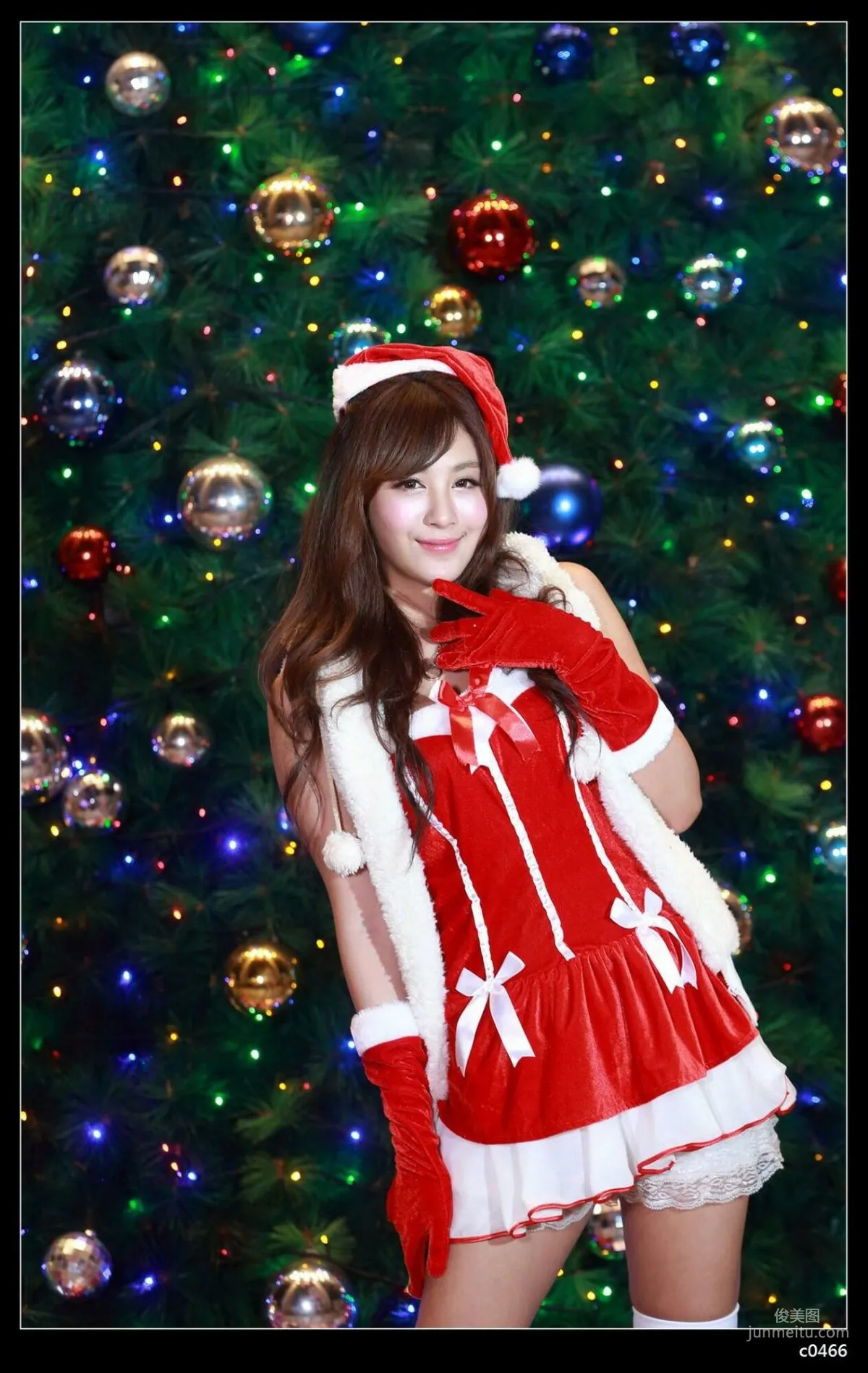 [Taiwan Young Model] Miso Xia Qing - Christmas Night Shoot Photo Set photo 4
