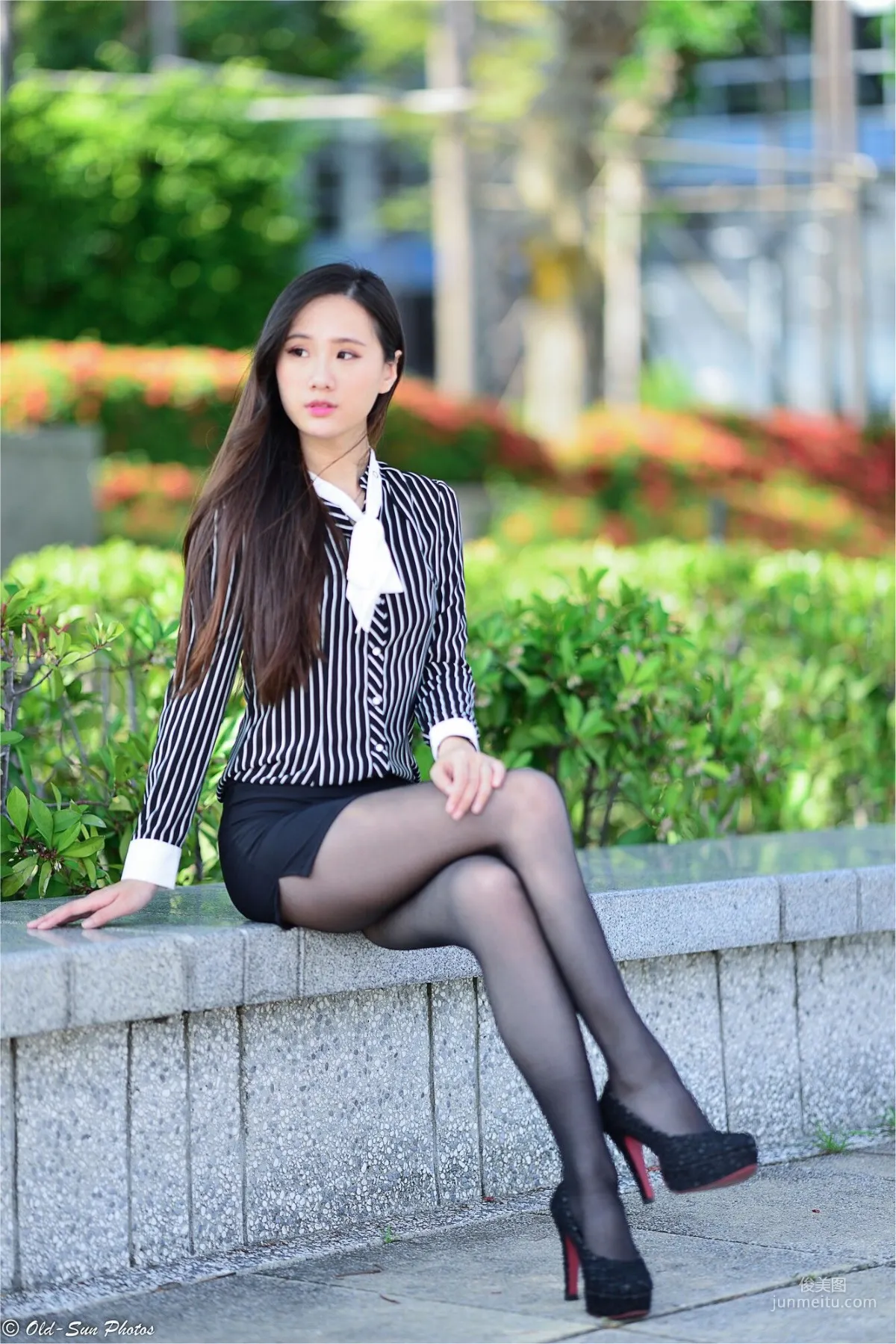 [台灣正妹] 張小米 - 黑絲OL女郎外拍 寫真集 54