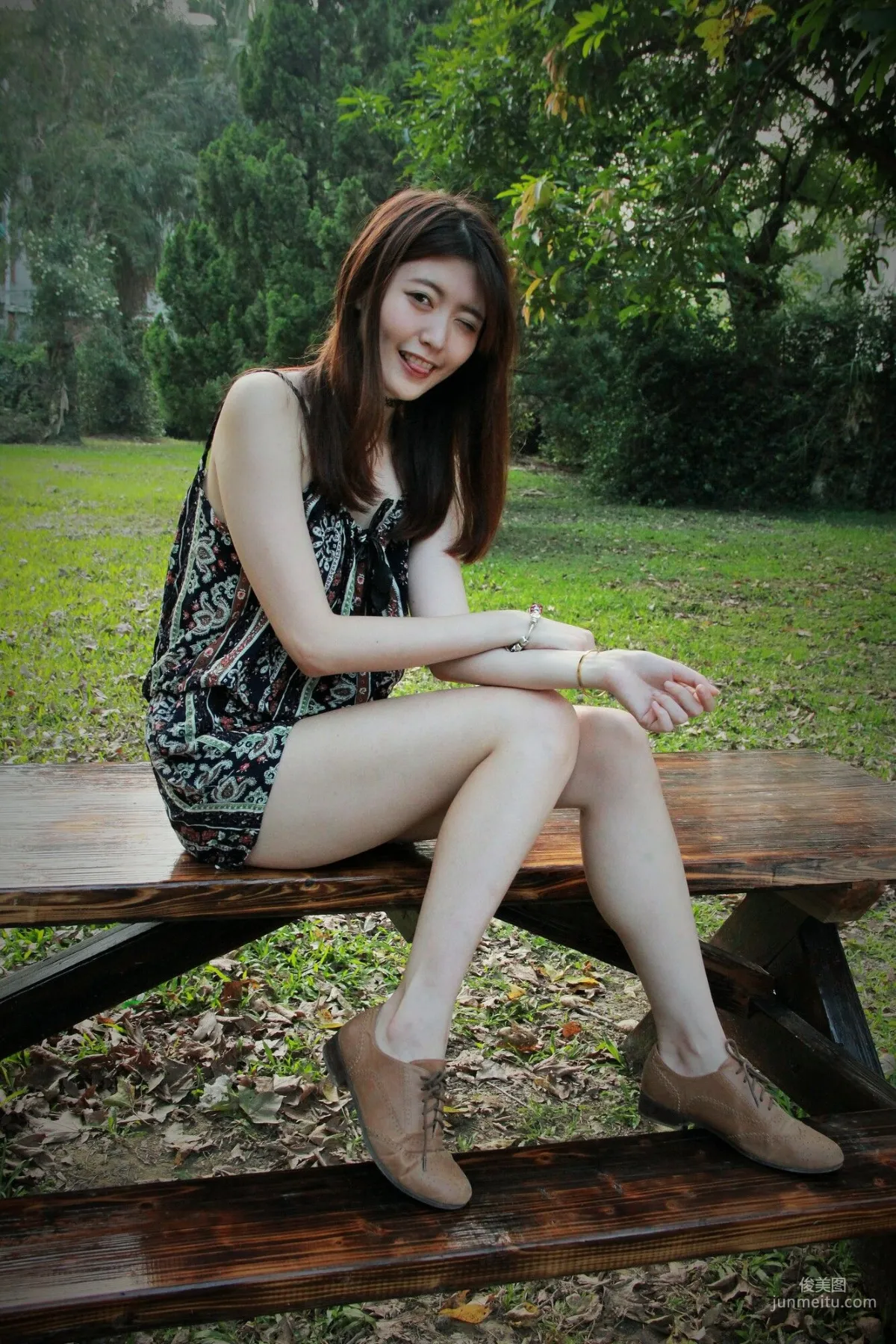 [Taiwan Beauties] Huang Pin Xuan, Taiwan University Outdoor Shoot Photo Set photo 12
