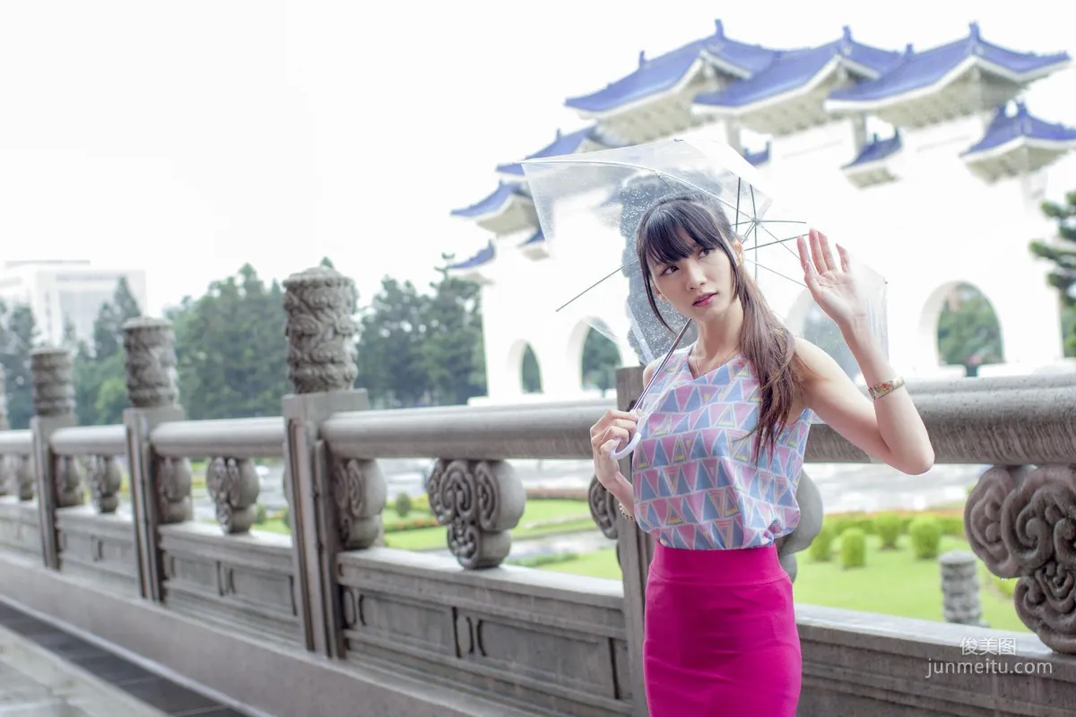 [Taiwan Beauties] Cai Yixin, Chiang Kai-shek Memorial Hall + Fujin Street Fashion Outdoor Shoot Photo Set photo 9