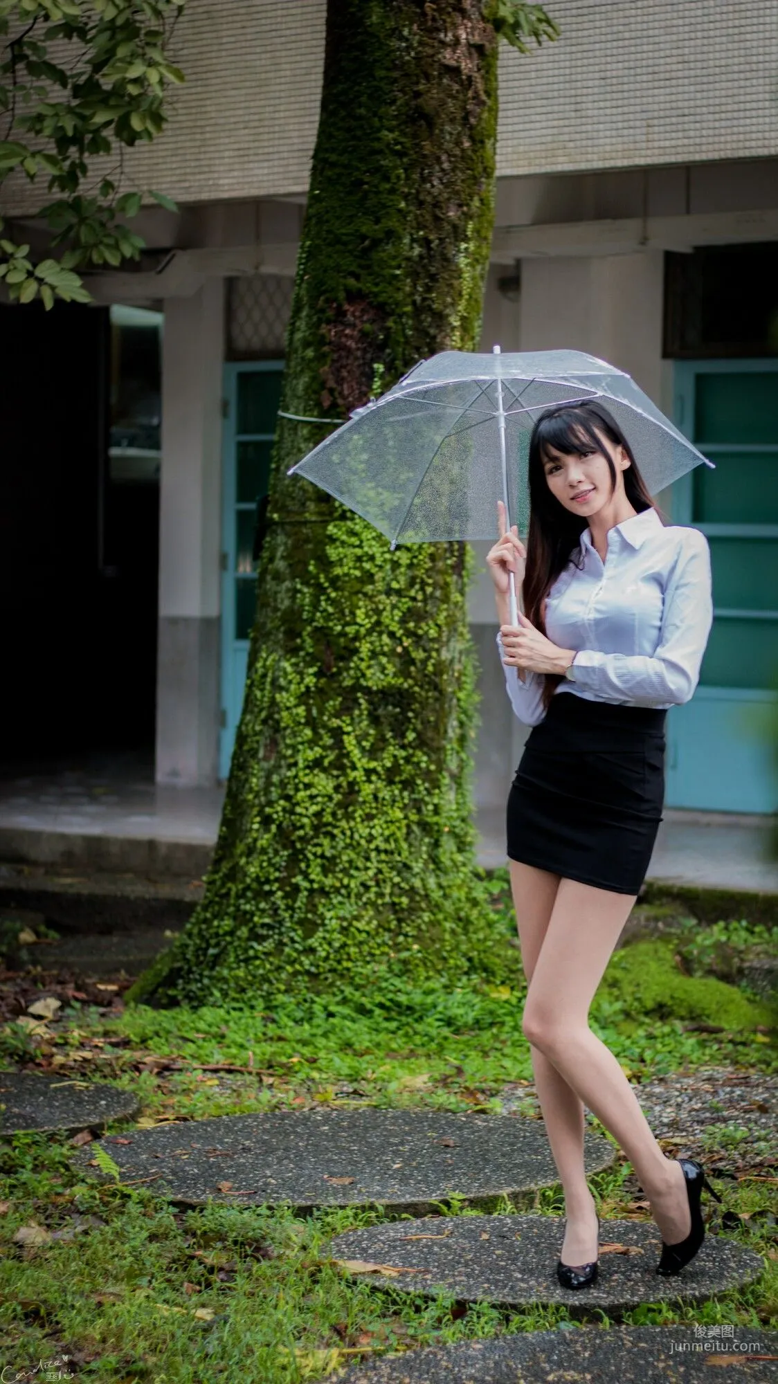 [台湾正妹] 蔡译心 - OL街拍 写真集16