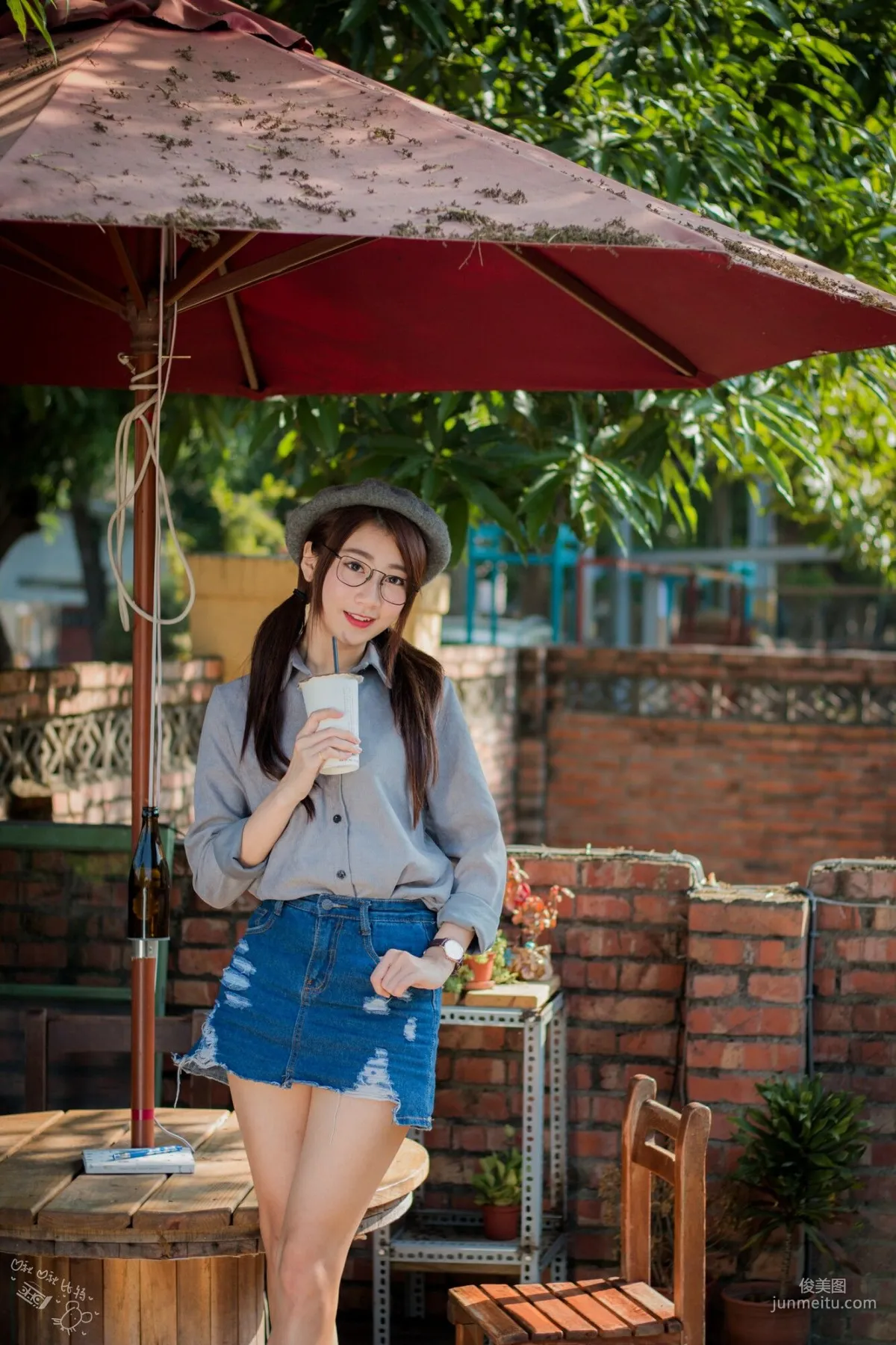 [Taiwan Beauties] Jiating Zhang Sweet Outdoor Shoot Short Skirt Series at Guangfu New Village Photo Set photo 14