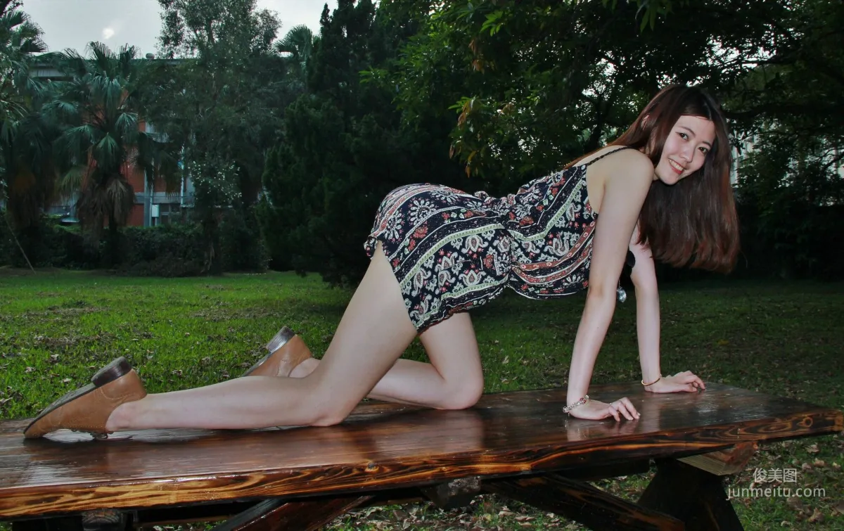 [Taiwan Beauties] Huang Pin Xuan, Taiwan University Outdoor Shoot Photo Set photo 7