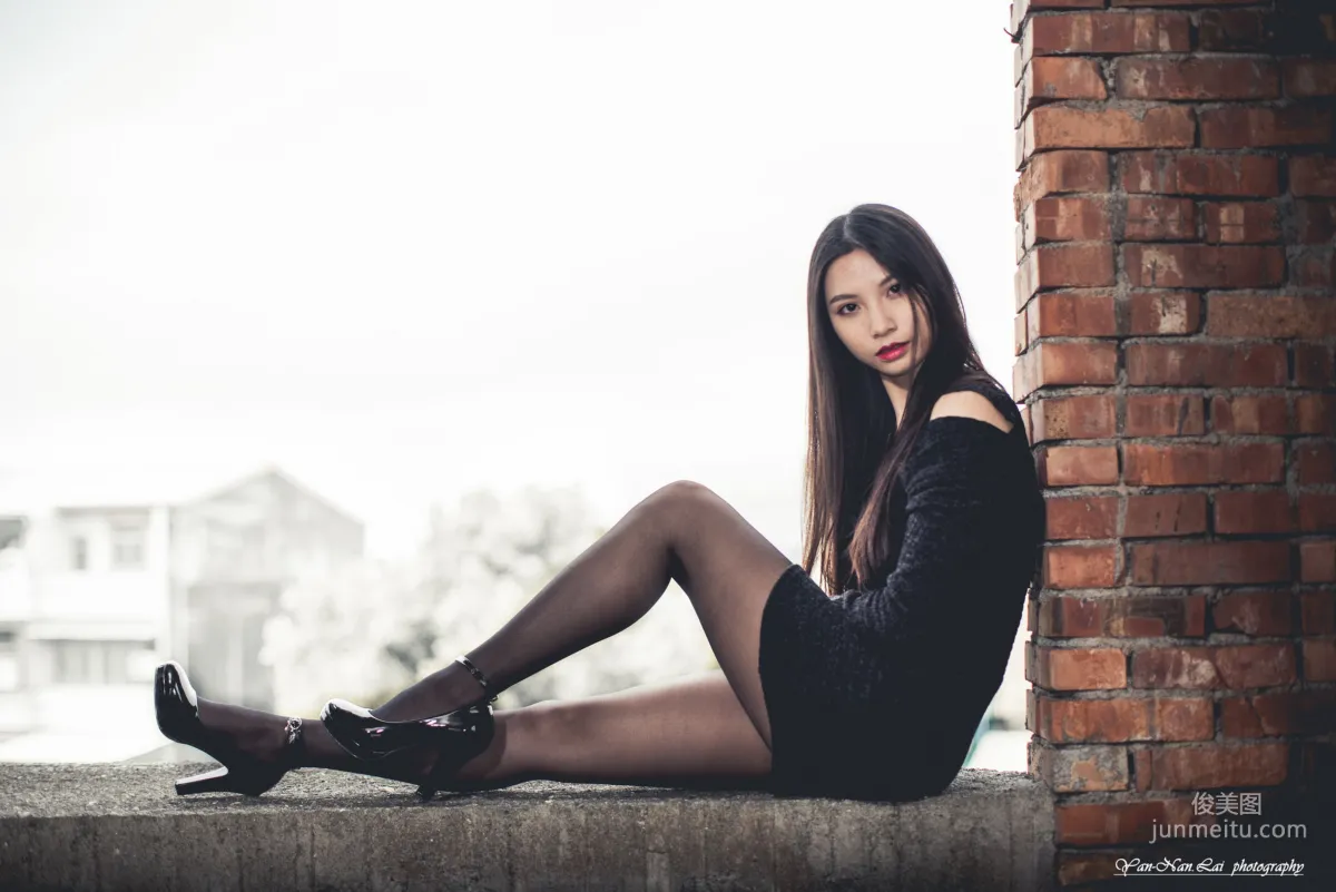 [Taiwan Beauties] Jenny, Black Stockings Outdoor Shoot Photo Set photo 29
