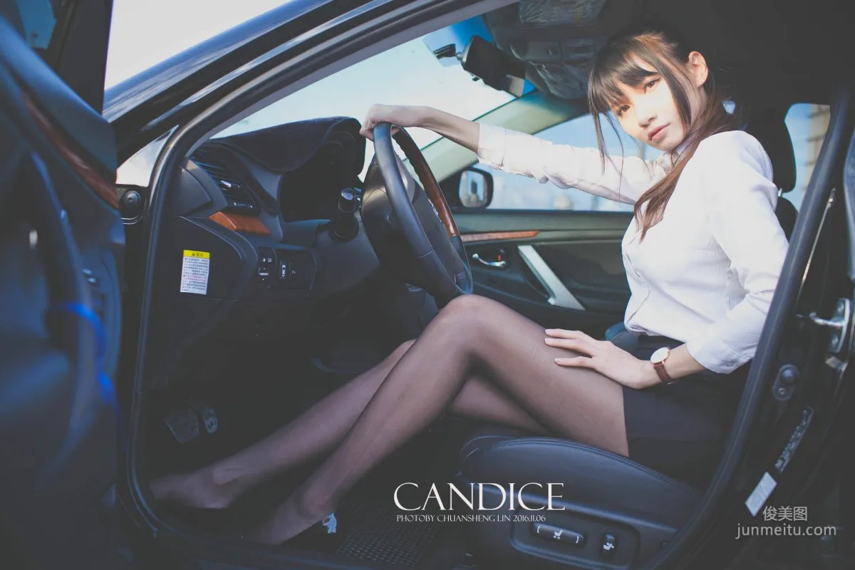 [台灣嫩模] 蔡譯心Candice《車外拍》 寫真集 58