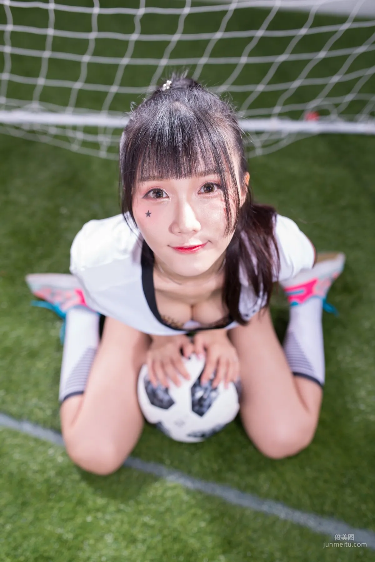 [Taiwan Beauties] Qiao Qiaoer Sylvia, Piano Studio Football Baby Photo Set photo 13
