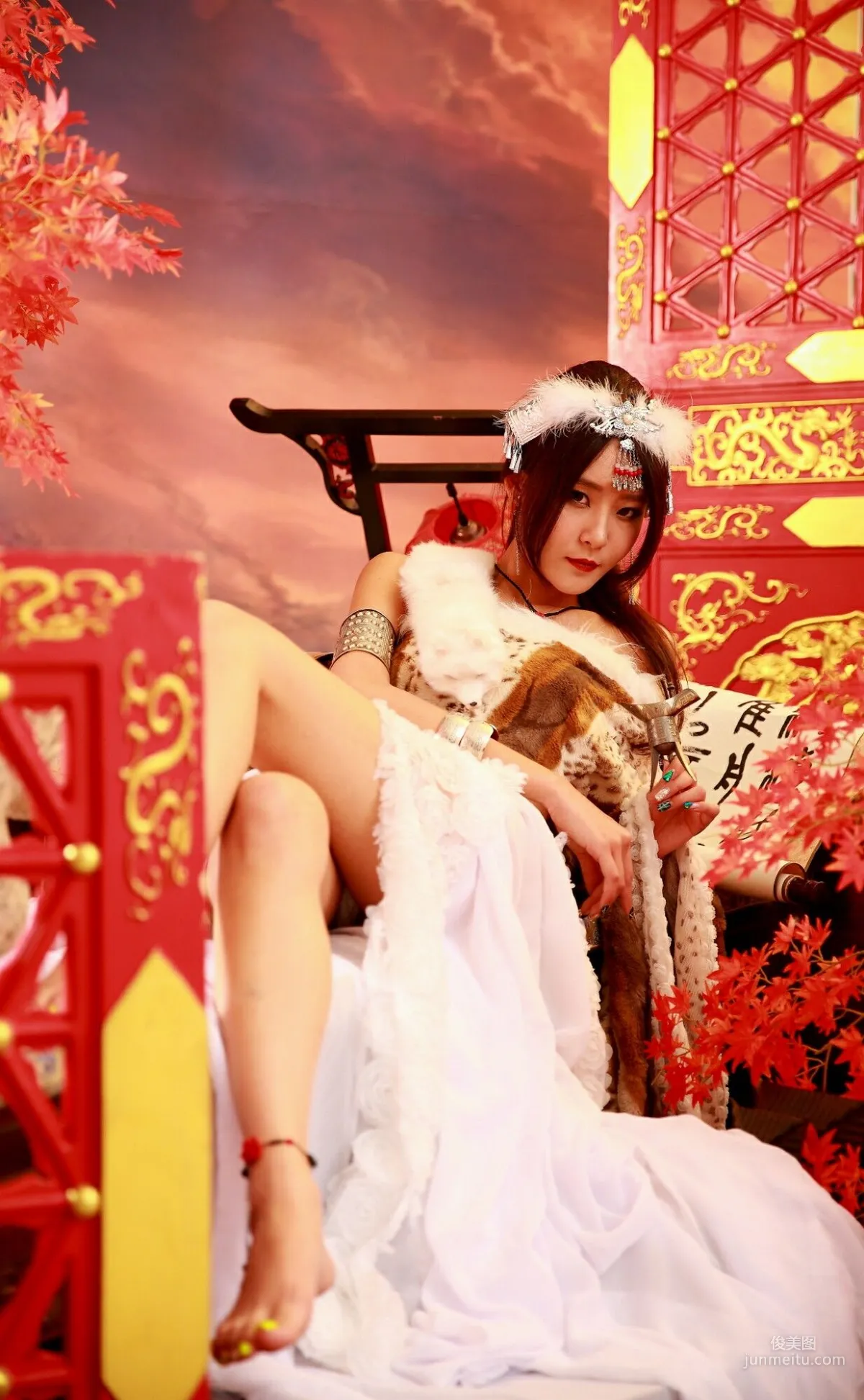 [Taiwan Beauties] Winnie Xiaoxue Barbarian Princess and OL Style Outfit Photo Set photo 14