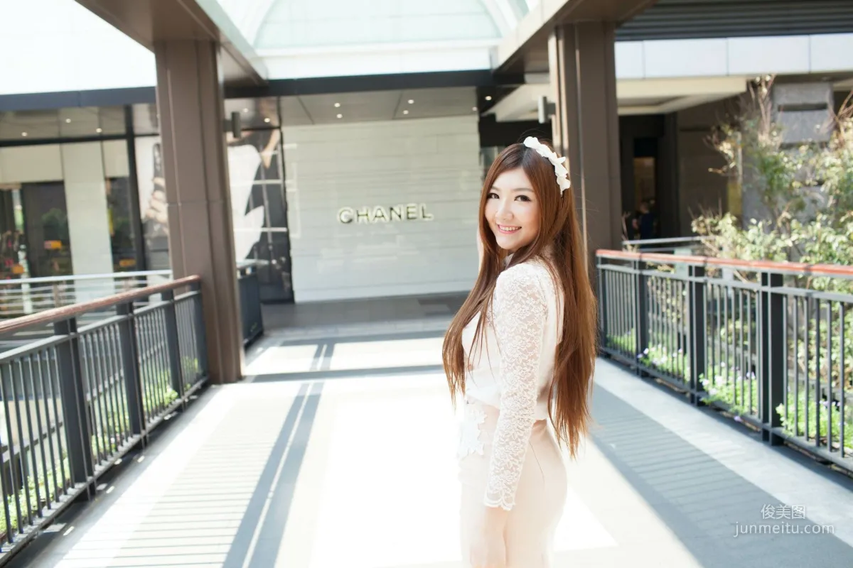 [Taiwan Beauties] Michelle Xiaoyu, Xinyi District Street Snap, Lace + Bodycon Mini Skirt Photo Set photo 22