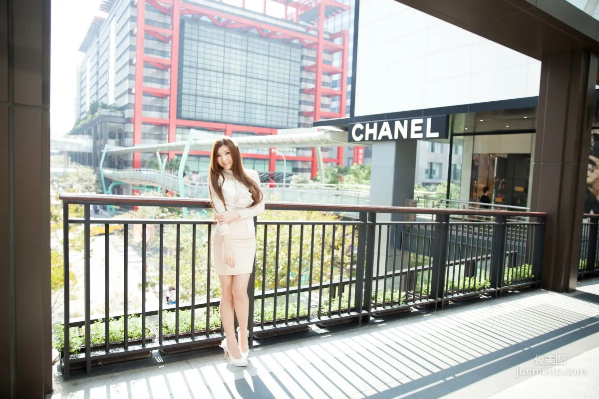 [Taiwan Beauties] Michelle Xiaoyu, Xinyi District Street Snap, Lace + Bodycon Mini Skirt Photo Set photo 34
