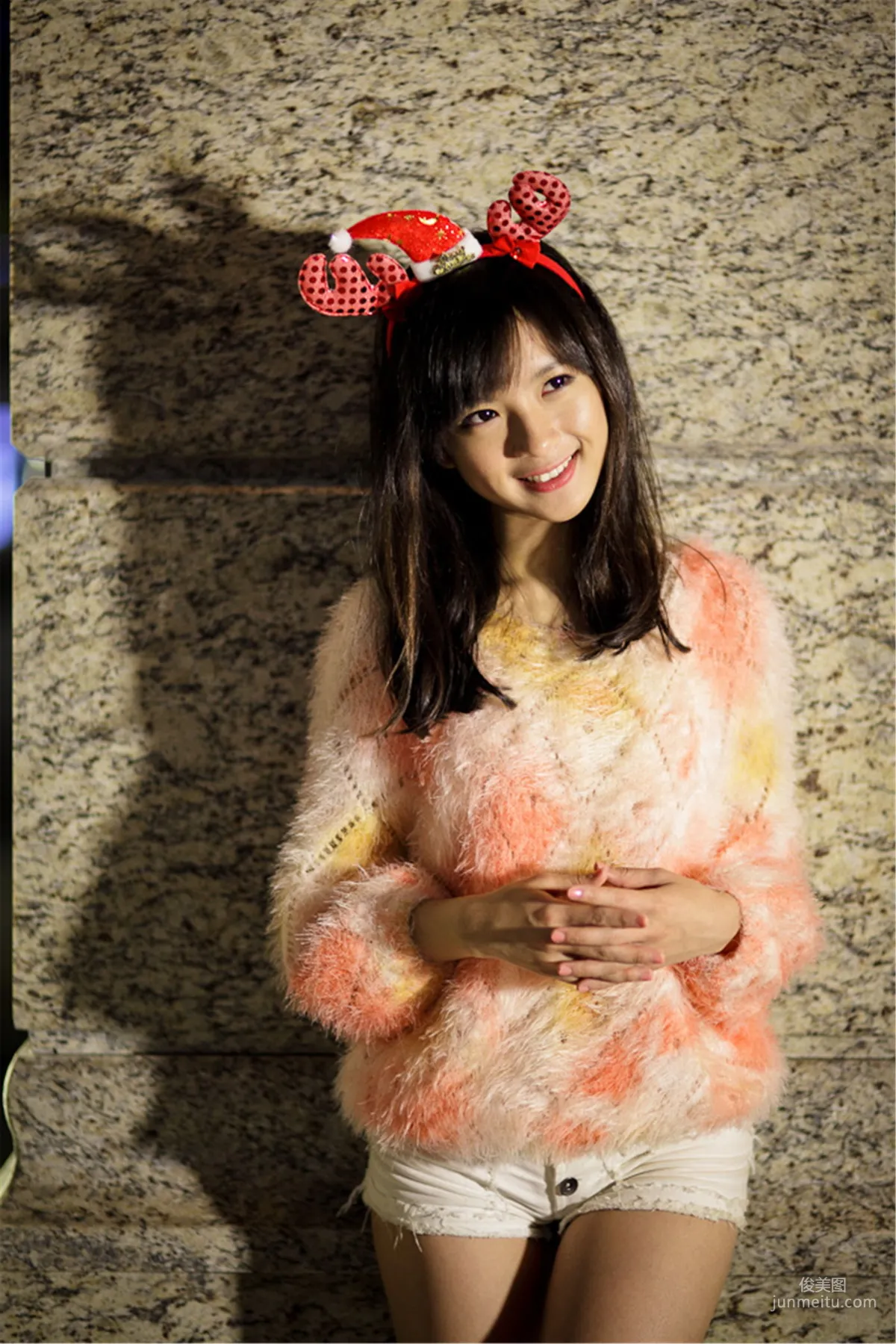 [Taiwan Beauties] Yu Chengjing (Xiao Jing) Xinyi Shopping District Christmas Night Shoot Photo Set photo 2