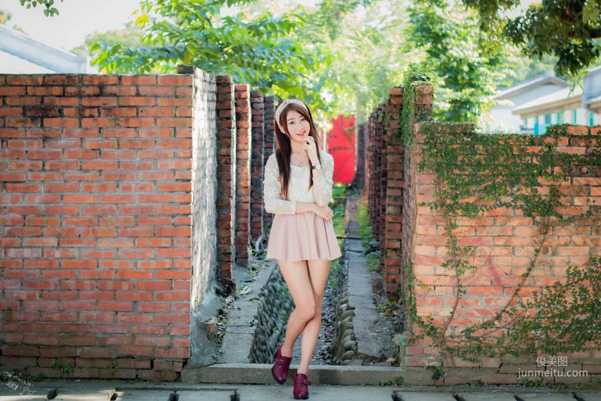 [Taiwan Beauties] Jiating Zhang Sweet Outdoor Shoot Short Skirt Series at Guangfu New Village Photo Set photo 17