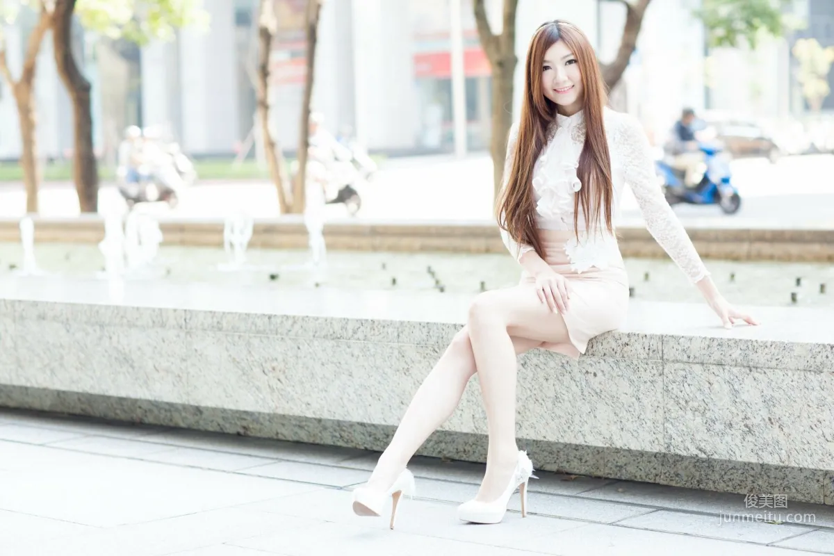 [Taiwan Beauties] Michelle Xiaoyu, Xinyi District Street Snap, Lace + Bodycon Mini Skirt Photo Set photo 1