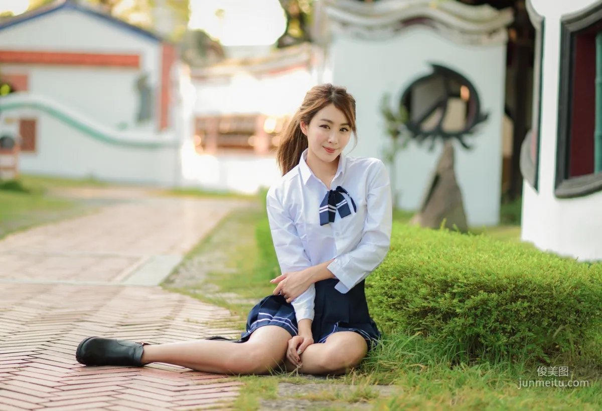 [Taiwan Beauties] Miso Xia Qing Classic Qipao + Fresh School Uniform Photo Set photo 61