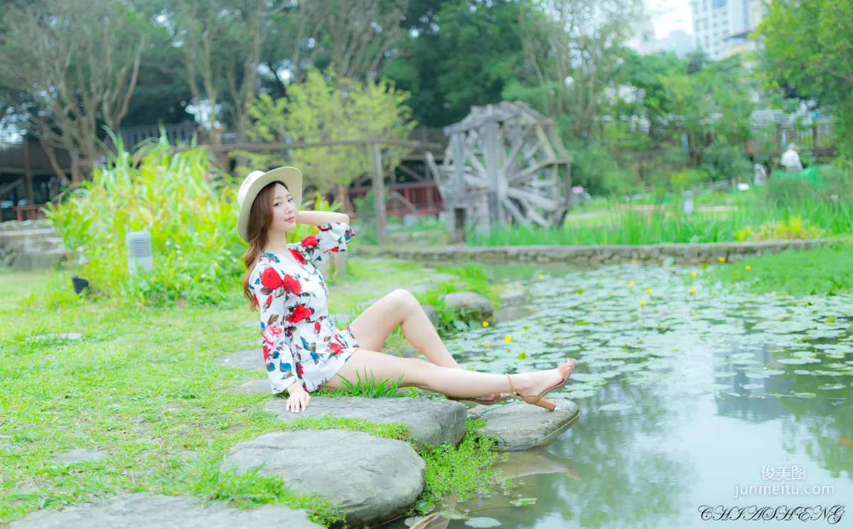 [Taiwan Beauties] Emma Jiang Yuen - Fresh Outdoor Shoot (Three Outfits) Photo Set photo 19