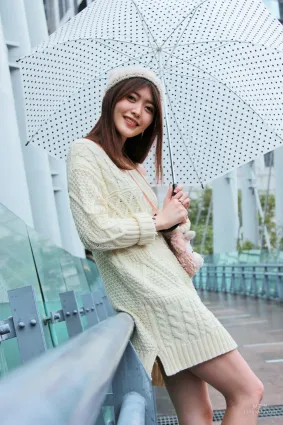[台灣網紅美女] Brindy薛薛《闆橋外拍》 寫真集