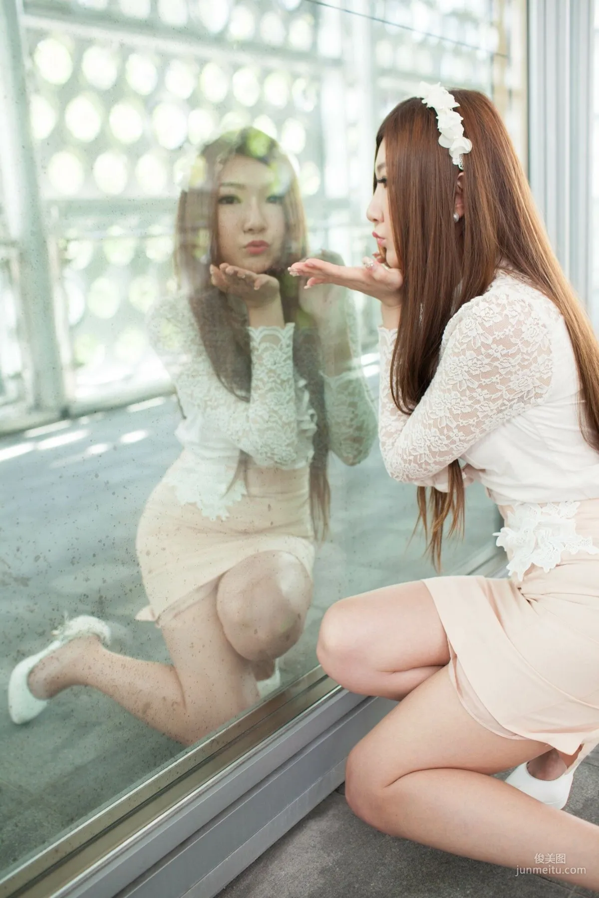 [Taiwan Beauties] Michelle Xiaoyu, Xinyi District Street Snap, Lace + Bodycon Mini Skirt Photo Set photo 74