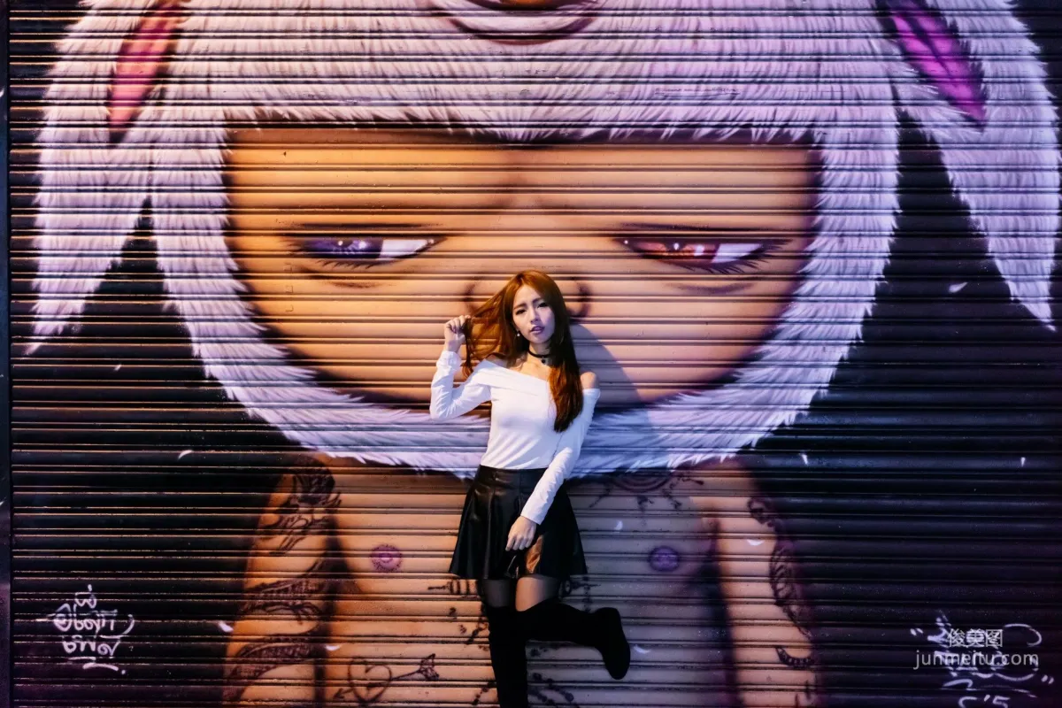 [Taiwan Beauties] Dora Zhou Yingxin Street Snap Long Boots Black Stockings Leather Skirt Photo Set photo 62