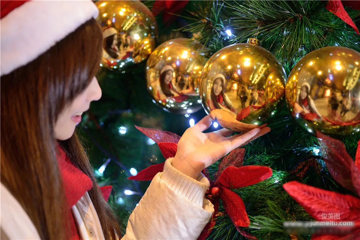 [Taiwan Beauties] Zhang Yazhu chu, Banqiao Station Christmas Outdoor Shoot Photo Set photo 12