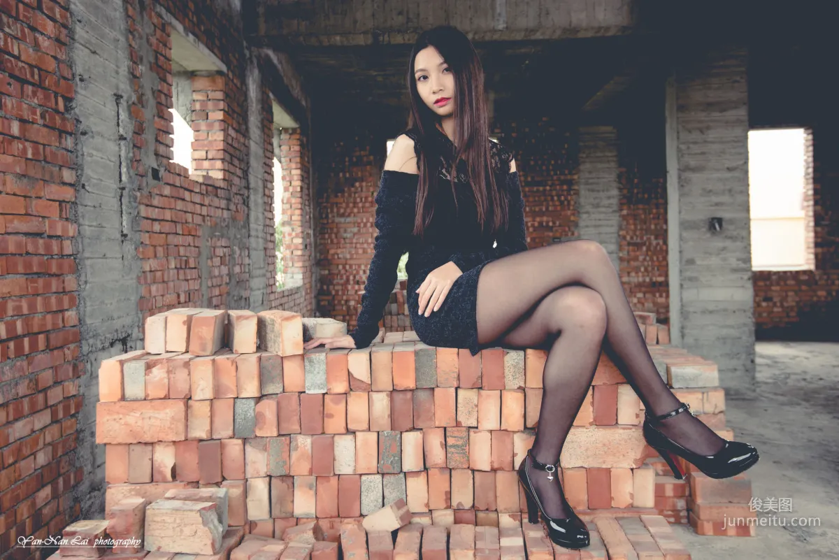 [Taiwan Beauties] Jenny, Black Stockings Outdoor Shoot Photo Set photo 19