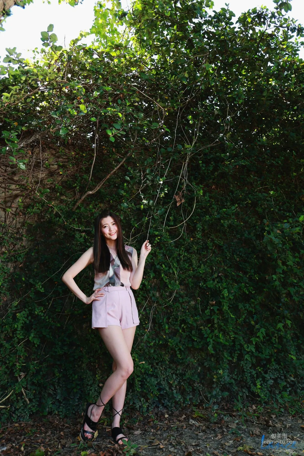 [Taiwan Beauties] Huang Pin Xuan, Taiwan University Outdoor Shoot Photo Set photo 25