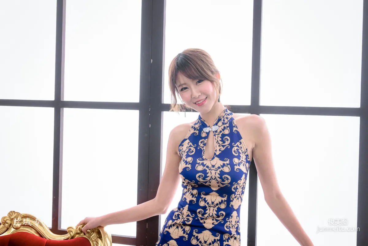 [Taiwan Beauties] Winnie Xiaoxue/Zhuang Wenni - 3 Sets of Elegant Leg Outfits Photo Set photo 24