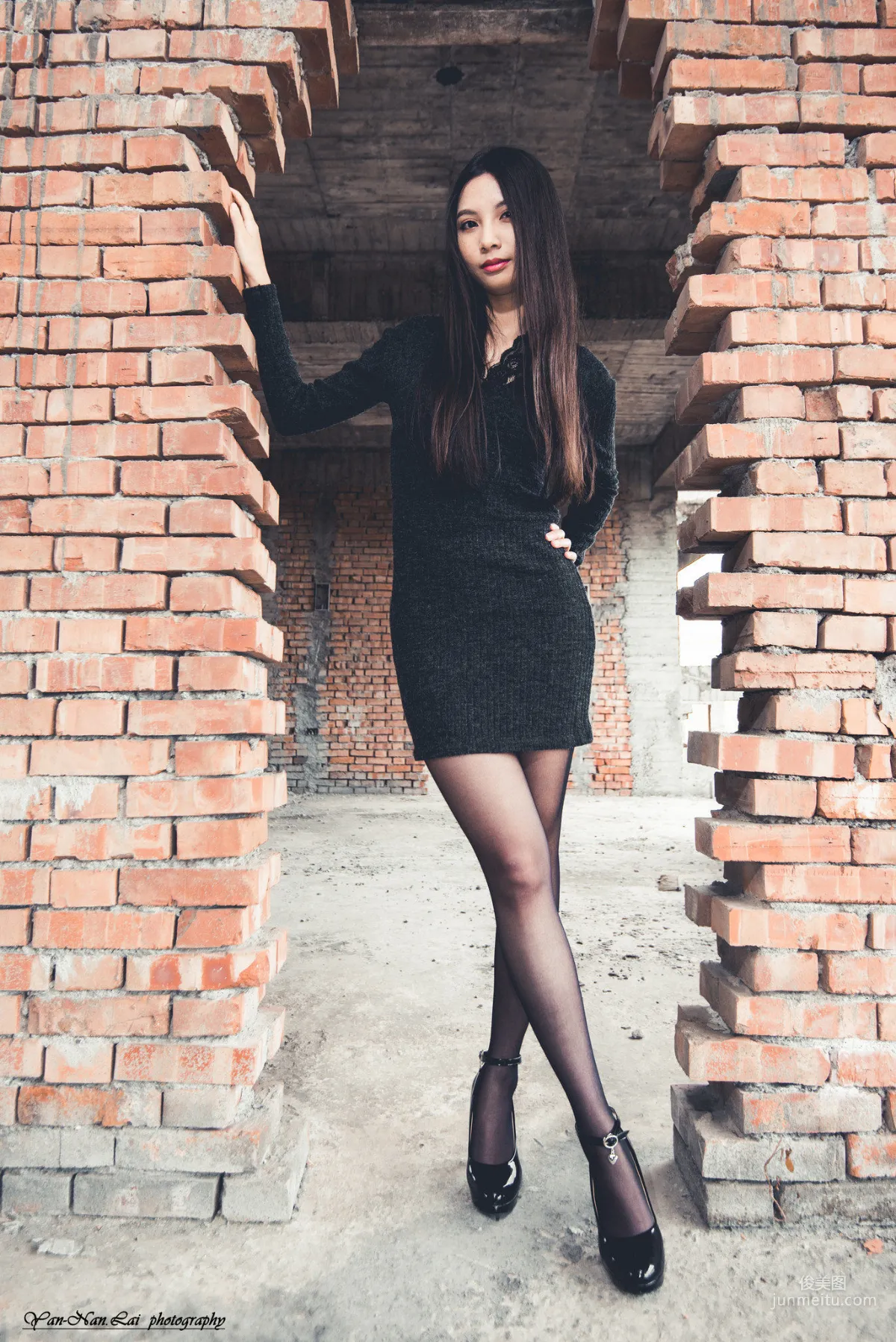 [Taiwan Beauties] Jenny, Black Stockings Outdoor Shoot Photo Set photo 8