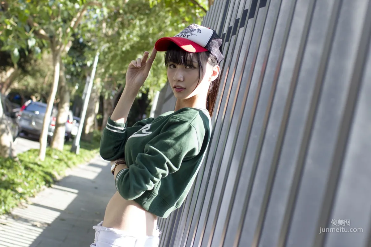[Taiwan Beauties] Cai Yixin, Chiang Kai-shek Memorial Hall + Fujin Street Fashion Outdoor Shoot Photo Set photo 22