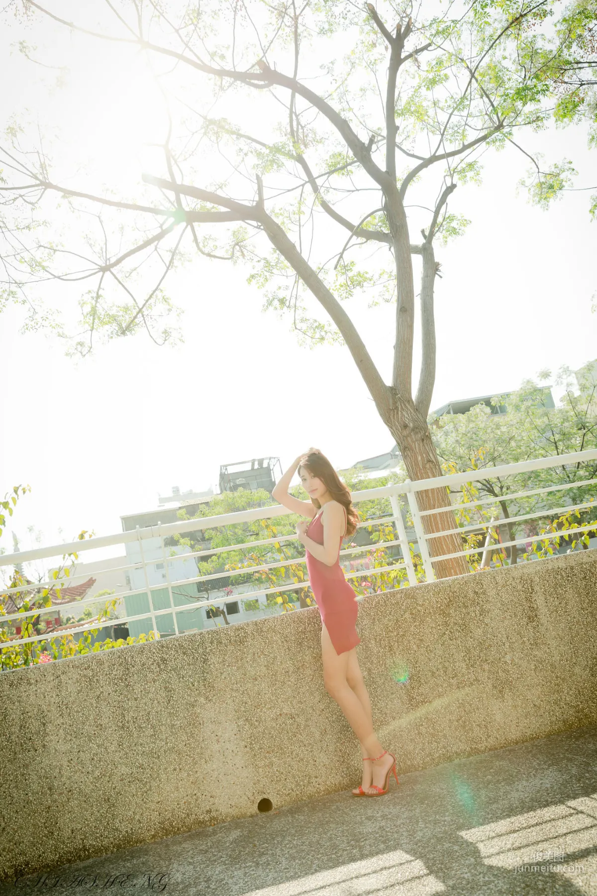 [Taiwan Beauty] Xiao Yu - Sexy Fashion Outdoor Shoot Photo Set photo 34