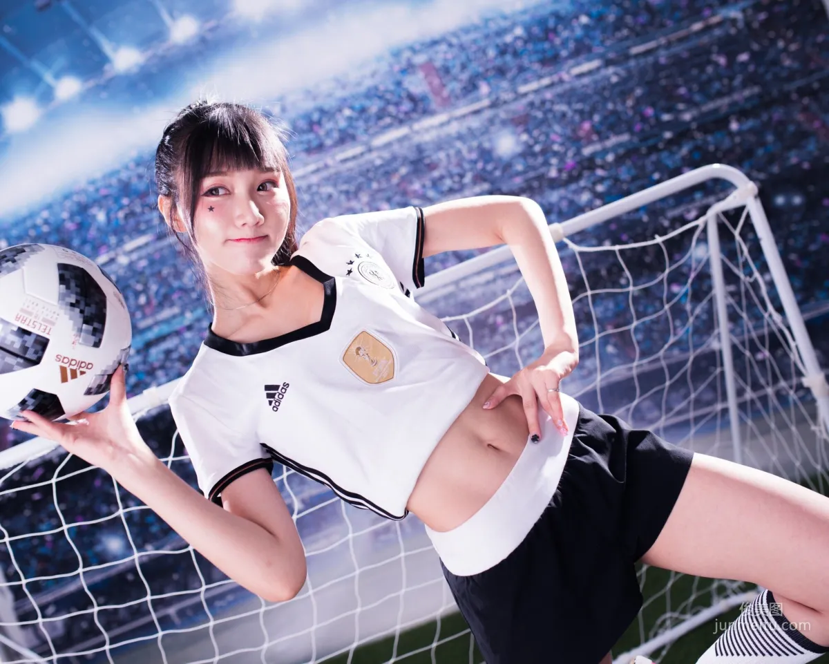[Taiwan Beauties] Qiao Qiaoer Sylvia, Piano Studio Football Baby Photo Set photo 4