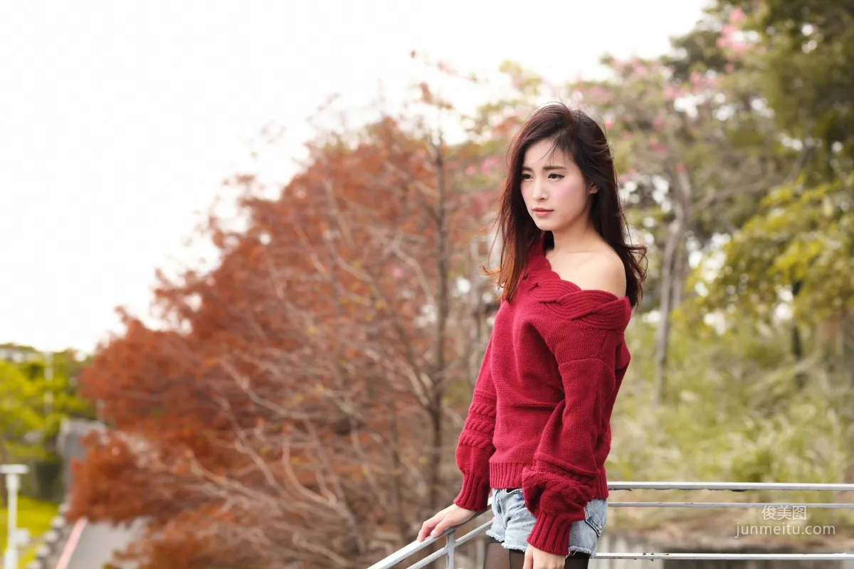 [台湾女神] 孟洁 (两套服装） 写真集1