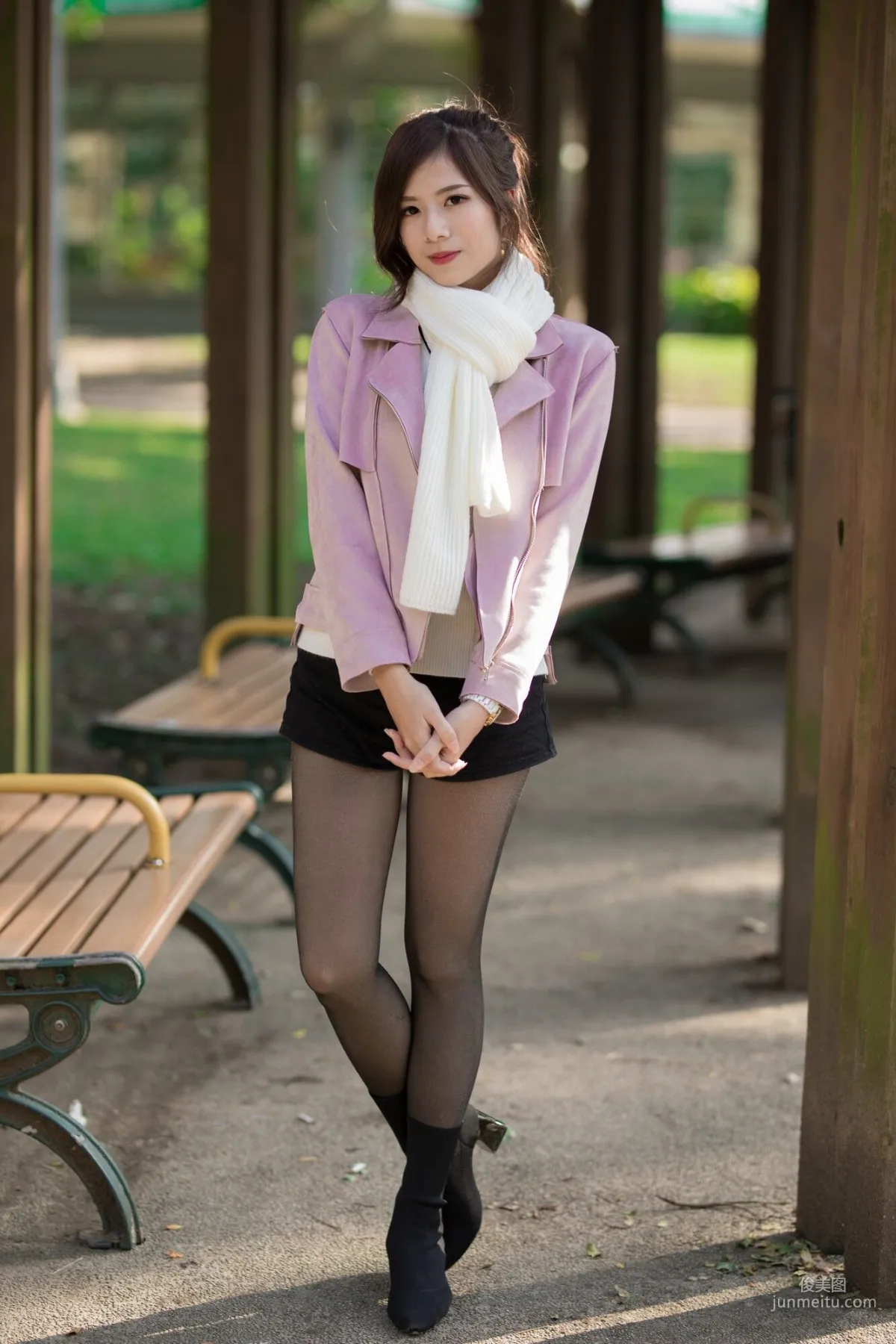 [Taiwan Beauties] Chubby Fang - 3 Outfits Black Stockings Street Snap Photo Set photo 37