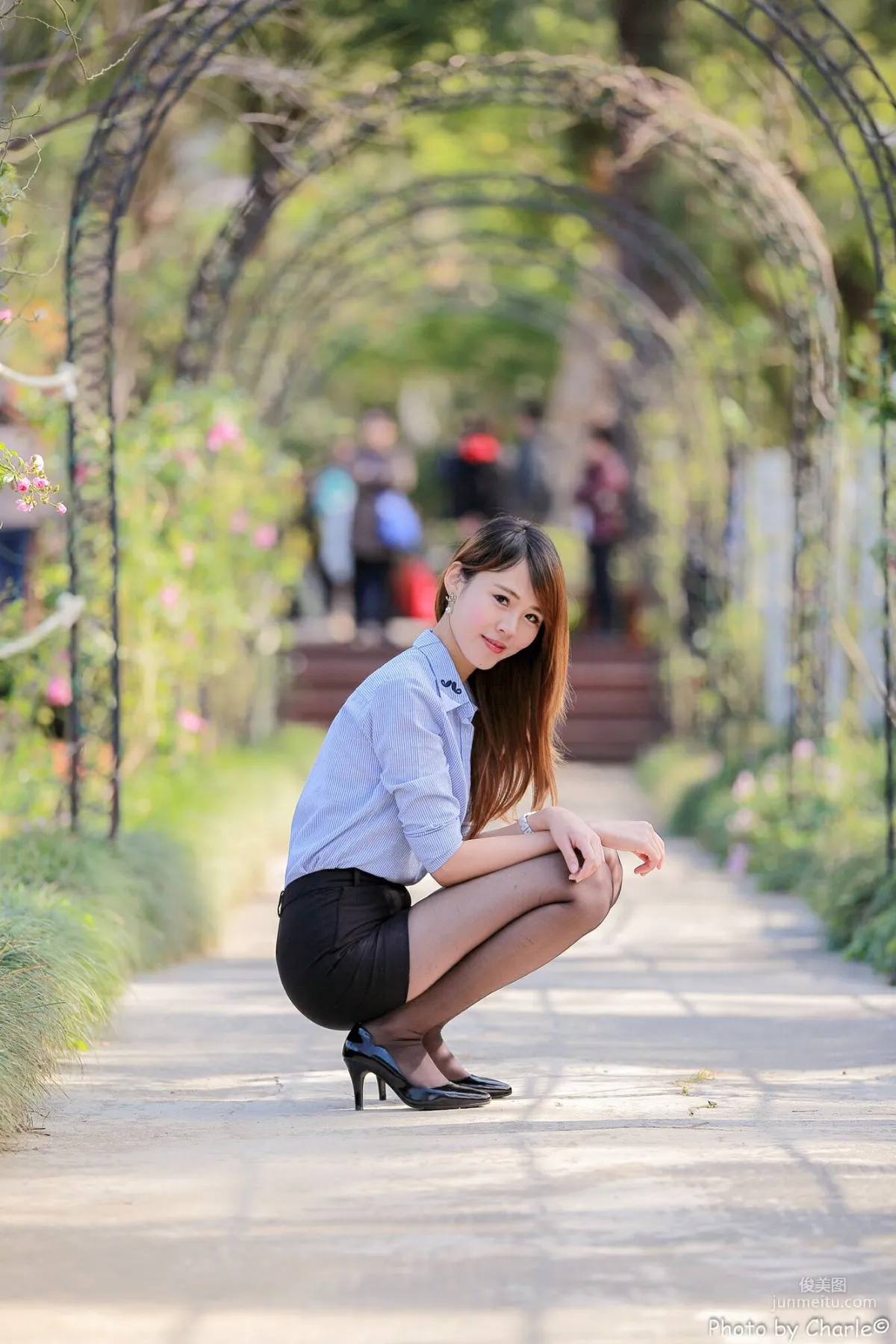 [Taiwan Beauties] Ai Lin, Shilin Residence Outdoor Shoot (Three Outfits Total) Photo Set photo 41