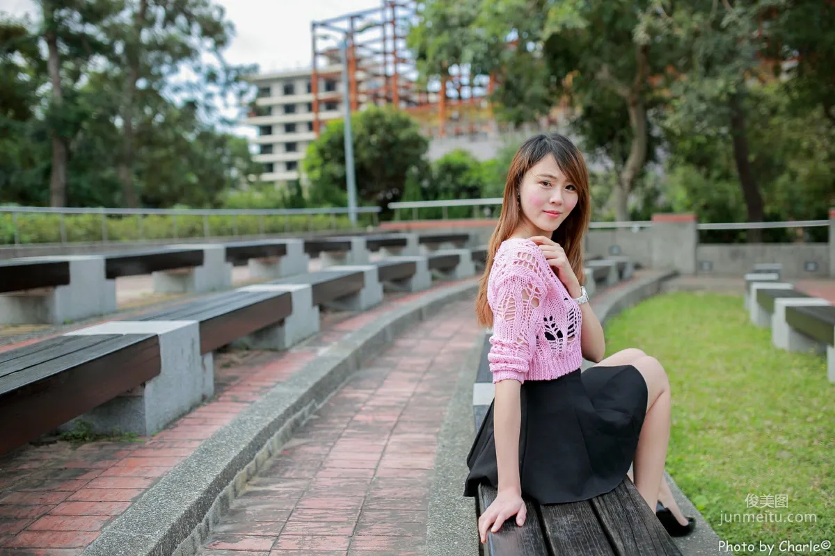 [Taiwan Beauties] Ai Lin, Shilin Residence Outdoor Shoot (Three Outfits Total) Photo Set photo 13