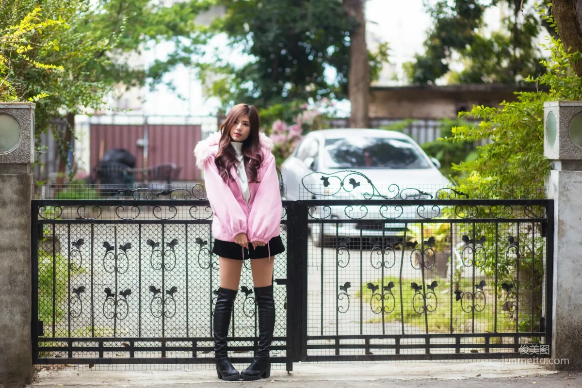 [Taiwan Beauties] Chubby Fang - 3 Outfits Black Stockings Street Snap Photo Set photo 57