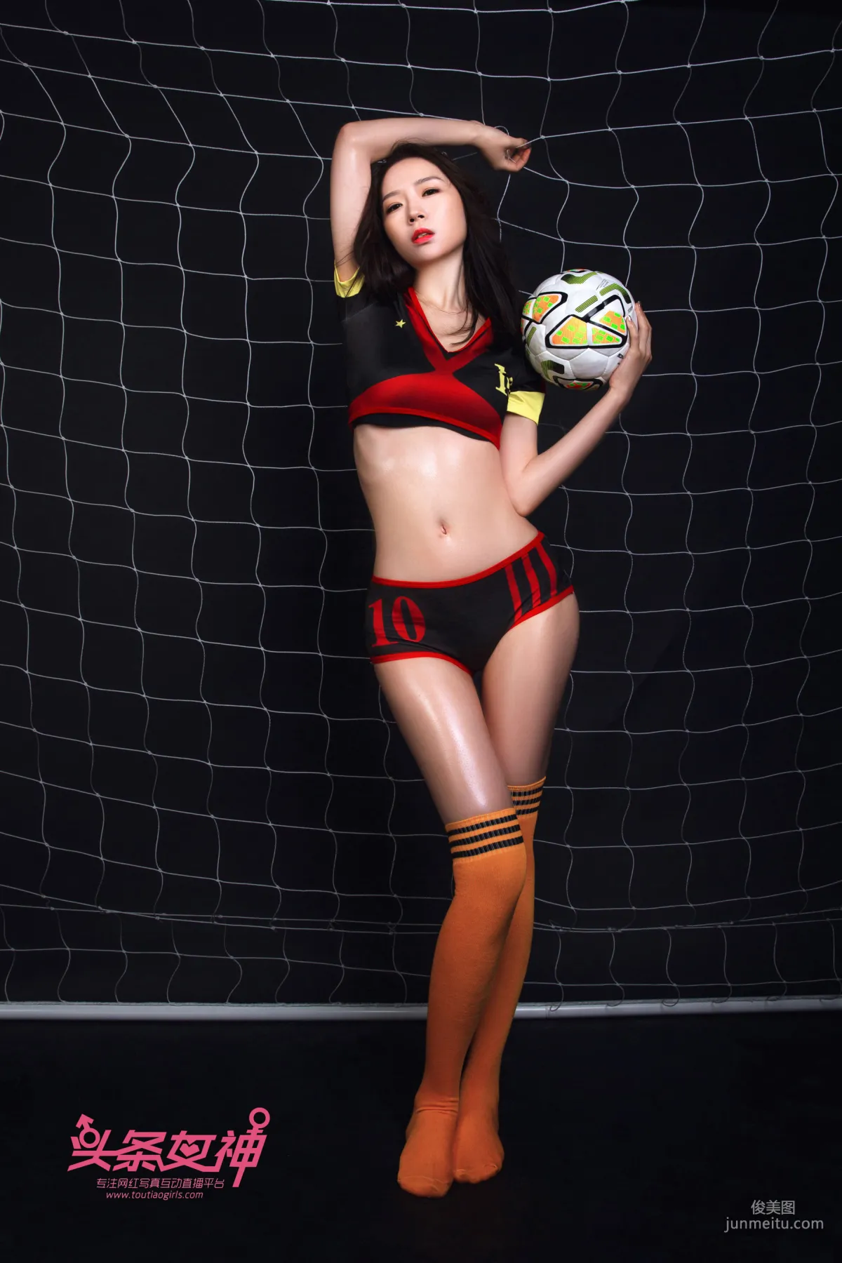 Meng Xinyue "World Cup Theme, Hot Girl" [TouTiao Goddess] Photo Set photo 11