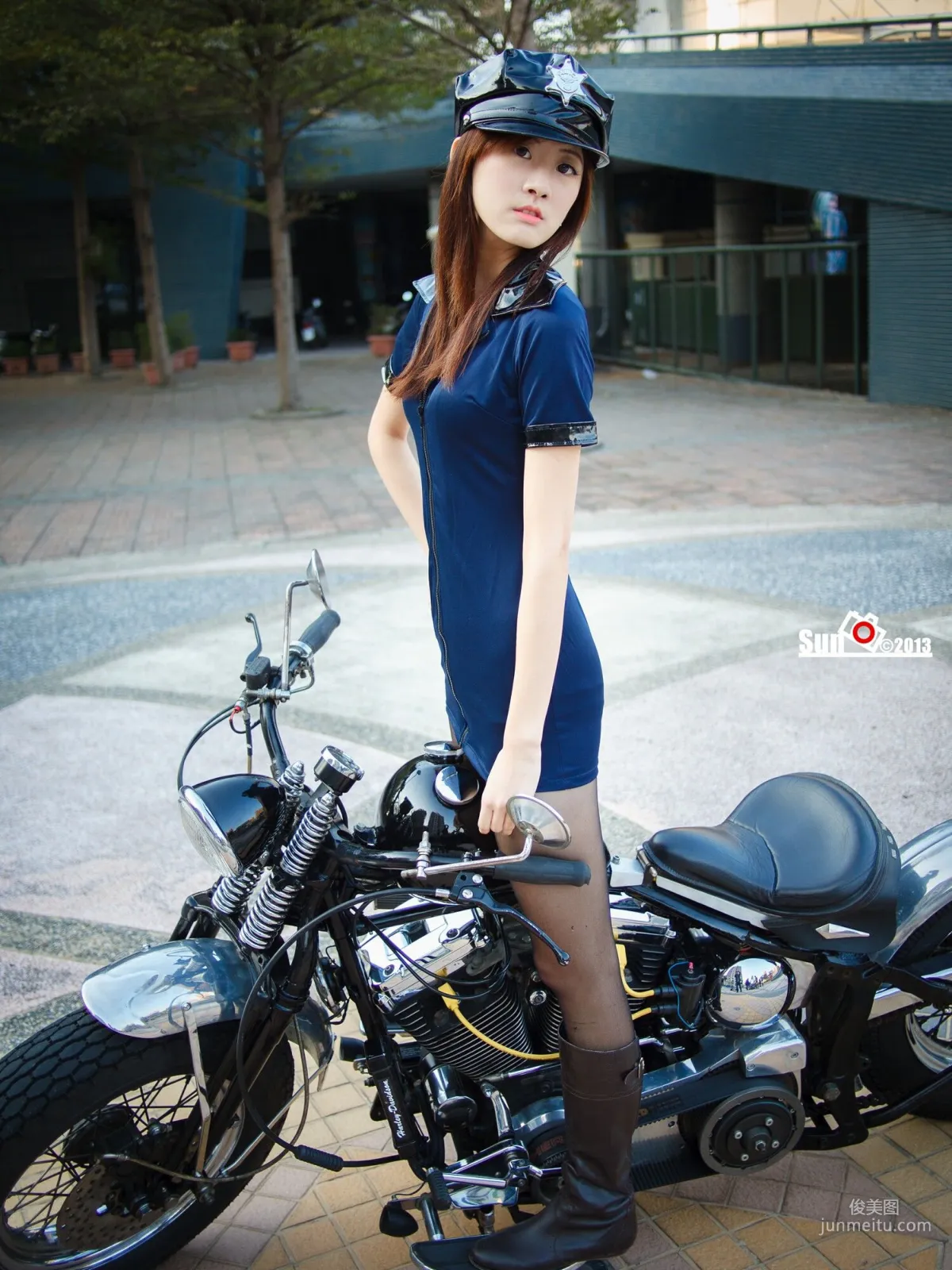 [Taiwan Beauties] Lin Mojing - Harley Policewoman and Flight Attendant Photo Set photo 2