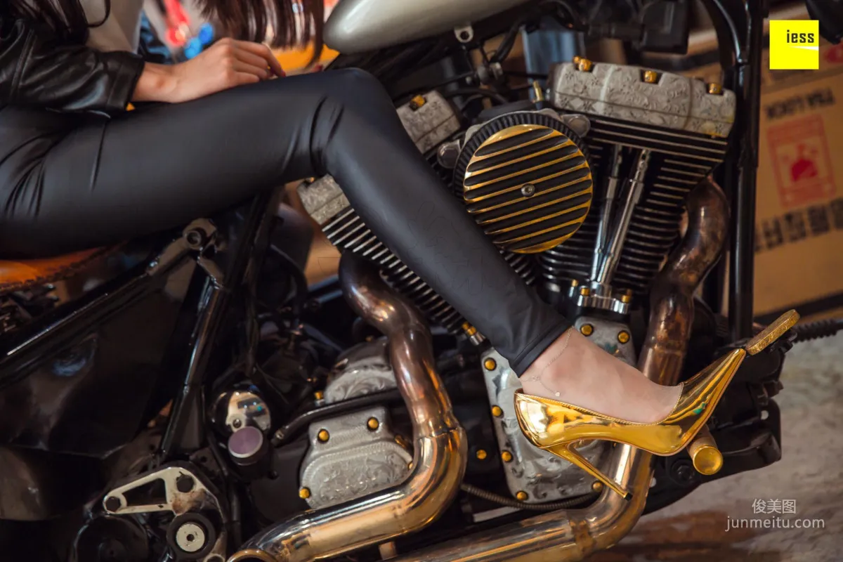 DJ Jiajia Classic Motorcycle Love [IESS] Devil Wednesday Special Issue 22 Photo Set photo 73