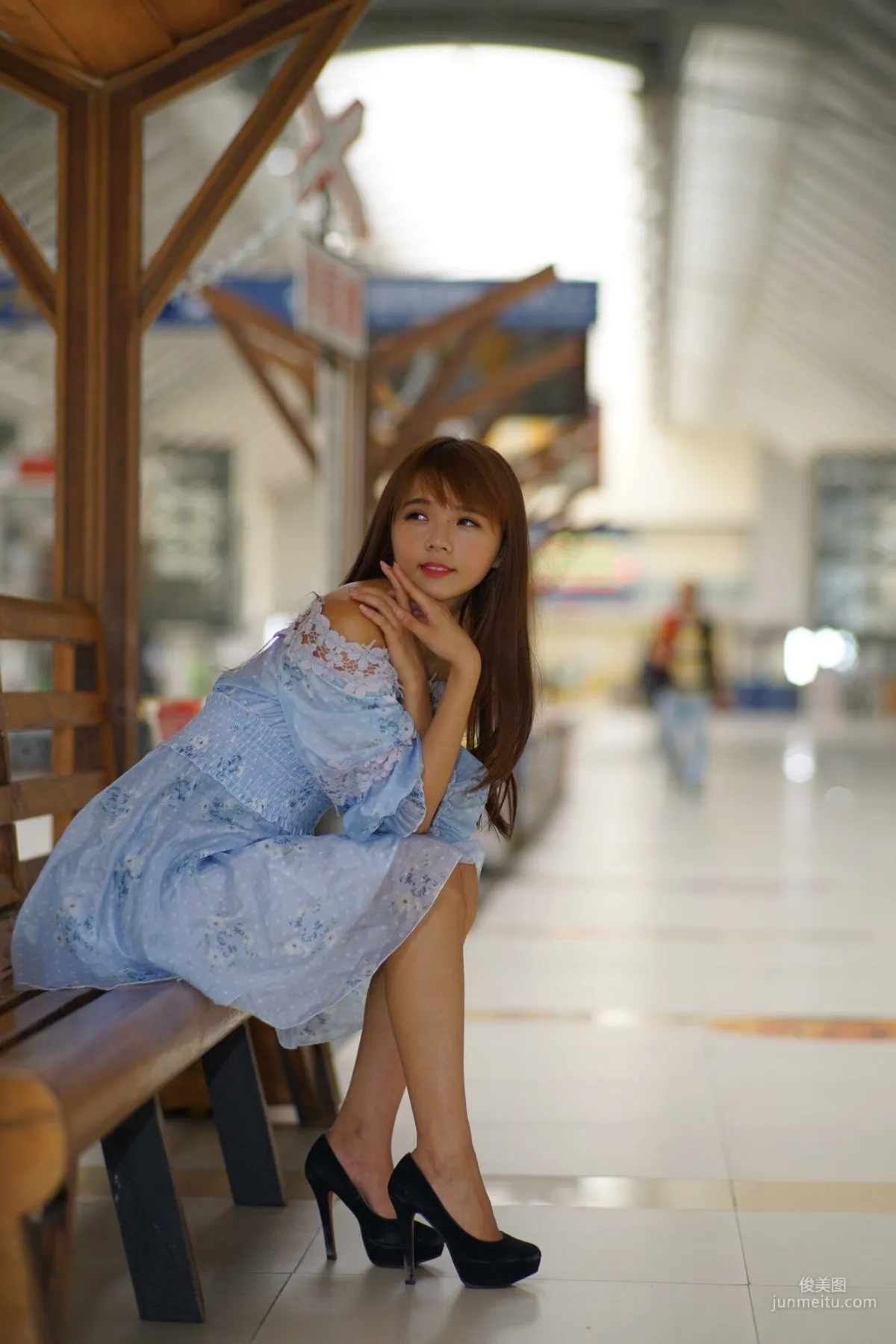 [Taiwan Beauties] Su Yuyuan Wuri High Speed Rail, Dress Street Snap Photo Set photo 3