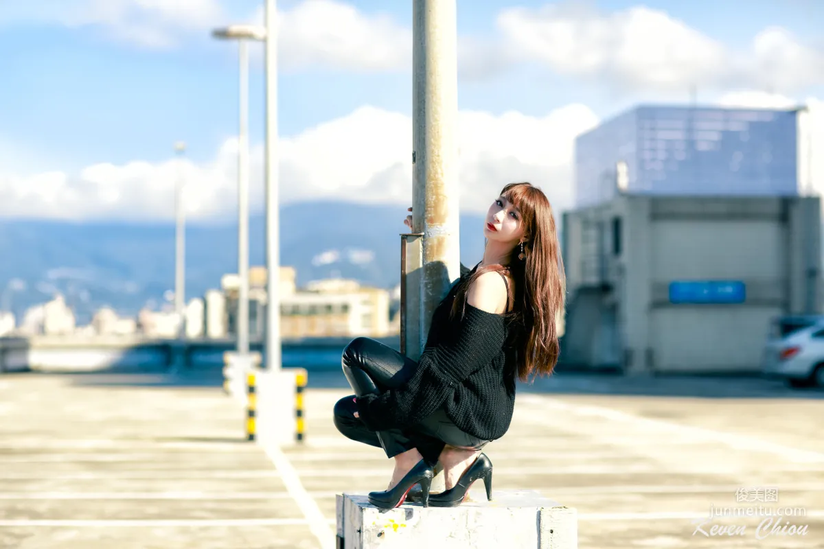 [台湾正妹] 陳奕潔《皮褲少女》写真集5