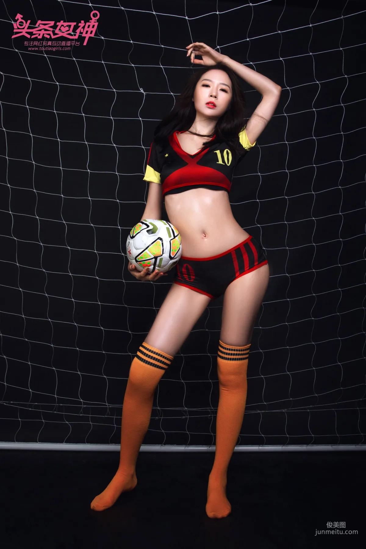 Meng Xinyue "World Cup Theme, Hot Girl" [TouTiao Goddess] Photo Set photo 12