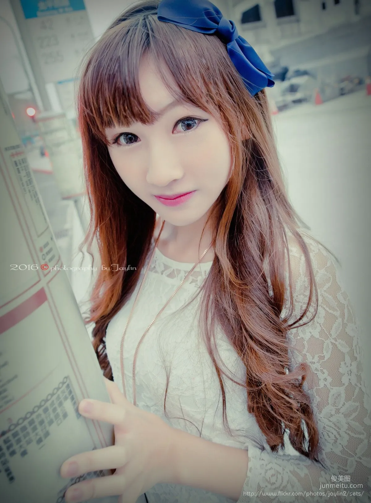 [Taiwan Beauties] Qiqi, Outdoor Shoot Three Outfits Photo Set photo 33