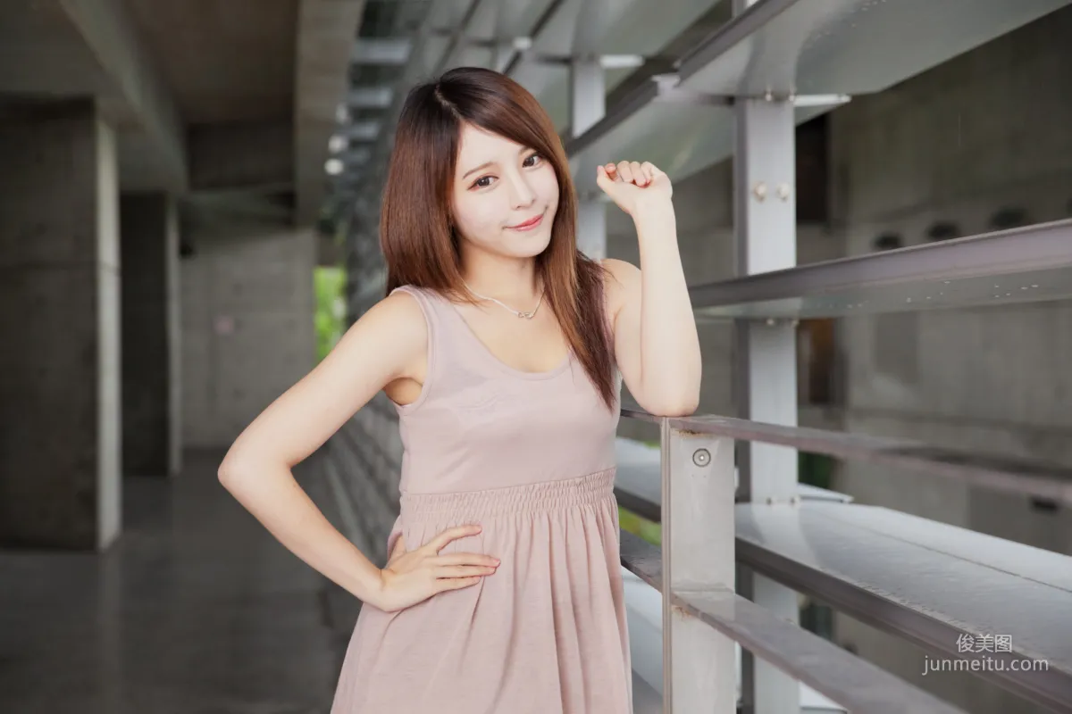[台灣女神] 張齊郡《2013-JuLie玉美人!》 寫真集 26